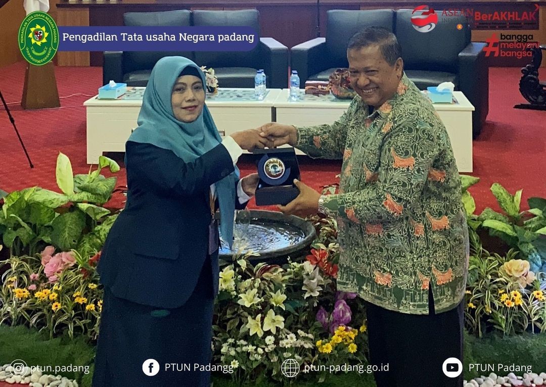 Penandatanganan Memorandum of Agreement (MoA) antara PTUN Padang dengan Fakultas Hukum Unand