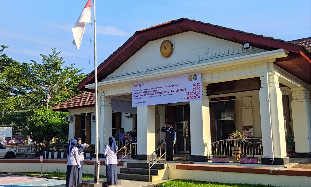 Upacara Peringatan Hari Lahir Pancasila Tahun 2025 Pada Pengadilan Tata Usaha Negara Padang