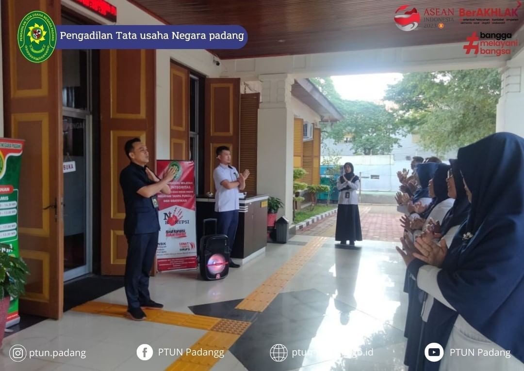 Melaksanakan Kegiatan Apel Pagi Tanggal 20 Januari 2024