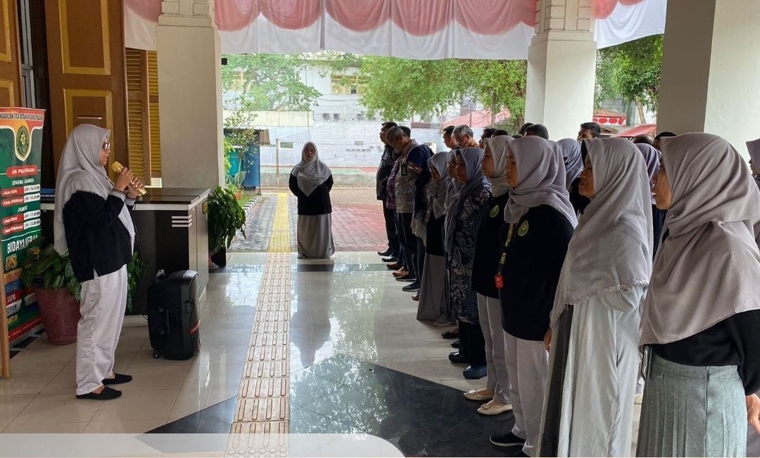 Kegiatan Apel Sore PTUN Padang 16 Agustus 2024