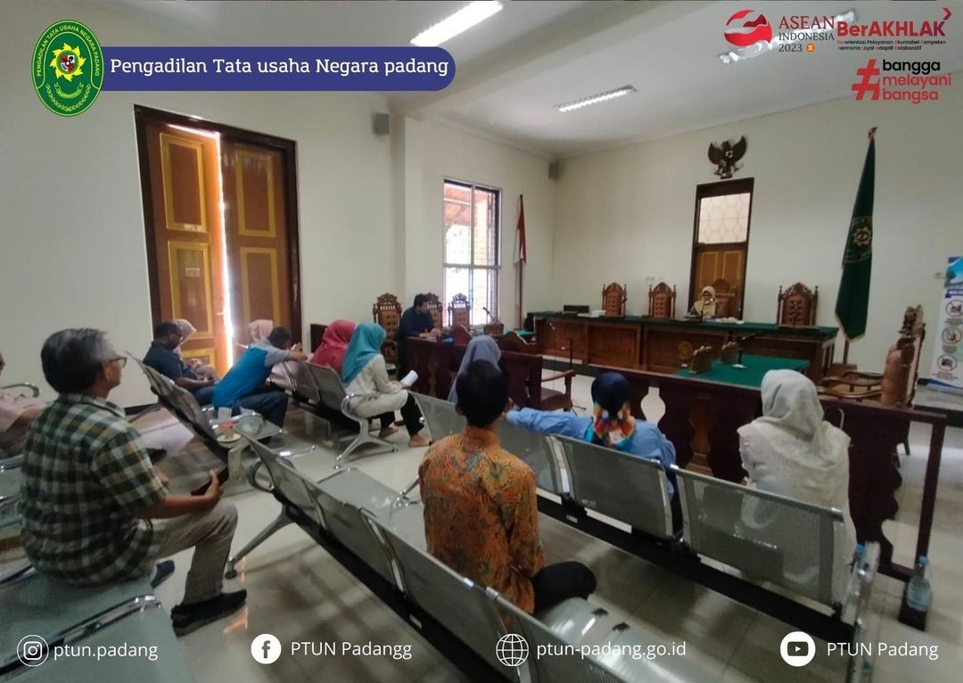 Monitoring dan evaluasi kinerja pada Bagian Kepaniteraan