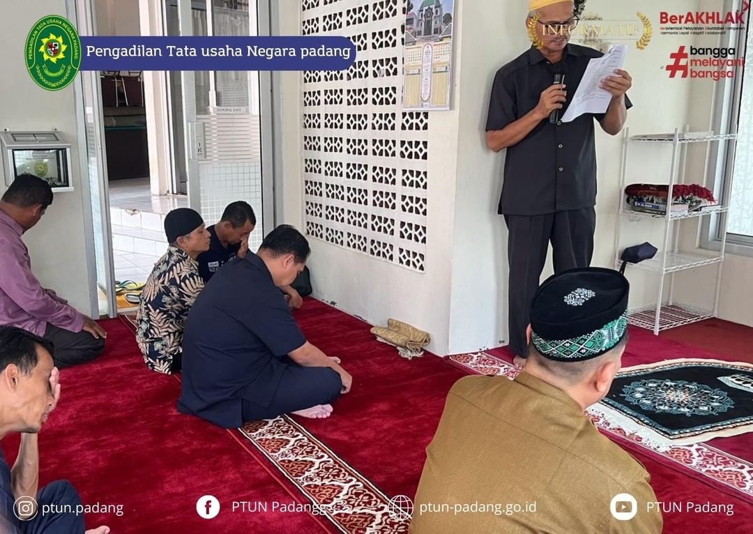 Sholat Zuhur Berjamaah dan Kegiatan Kultum oleh Bapak Boby Hidayat, S.H.