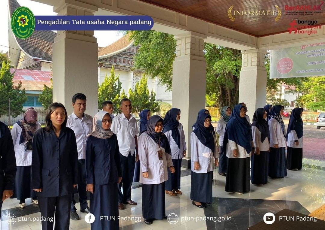 Kegiatan Apel Pagi dengan Pembina Bapak Sarjoko, S.H., M.H.
