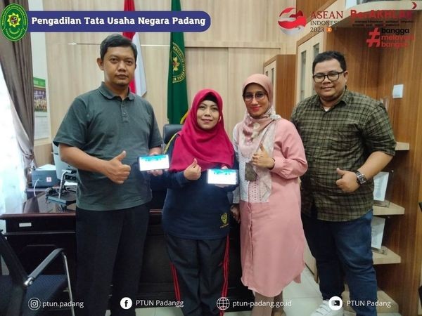PTUN Padang menerima kunjungan dengan BPJS Kesehatan