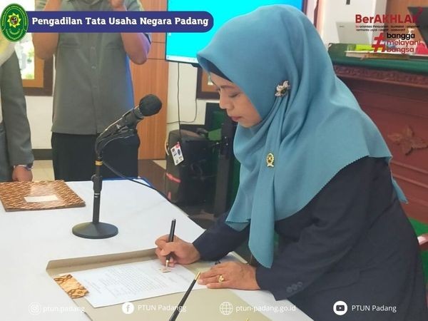 Pembacaan dan Penandatanganan Pakta Integritas Tahun 2023