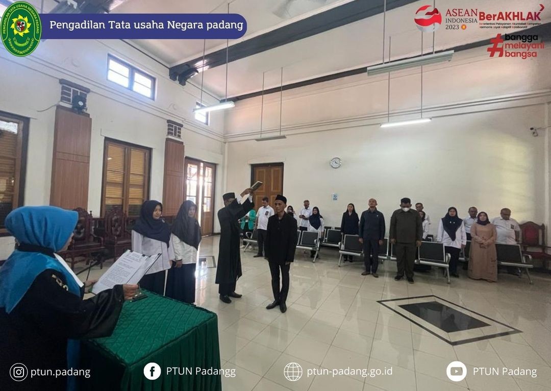 Pengambilan Sumpah Jabatan Panitera Pengganti Pengadilan Tata Usaha Negara Padang Bapak Ganda Arizal, S.H.