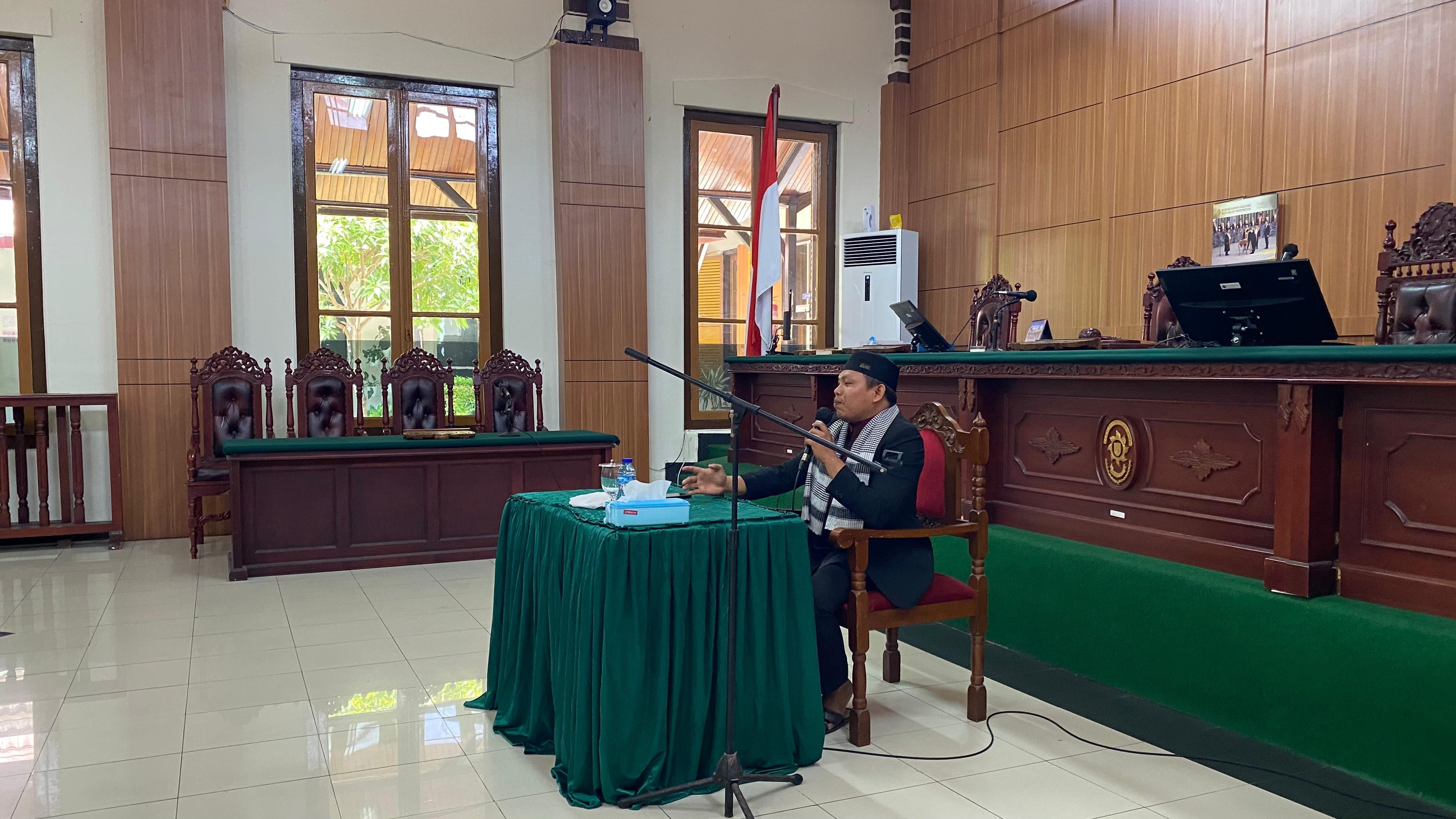 Kegiatan Wirid Bulanan PTUN Padang