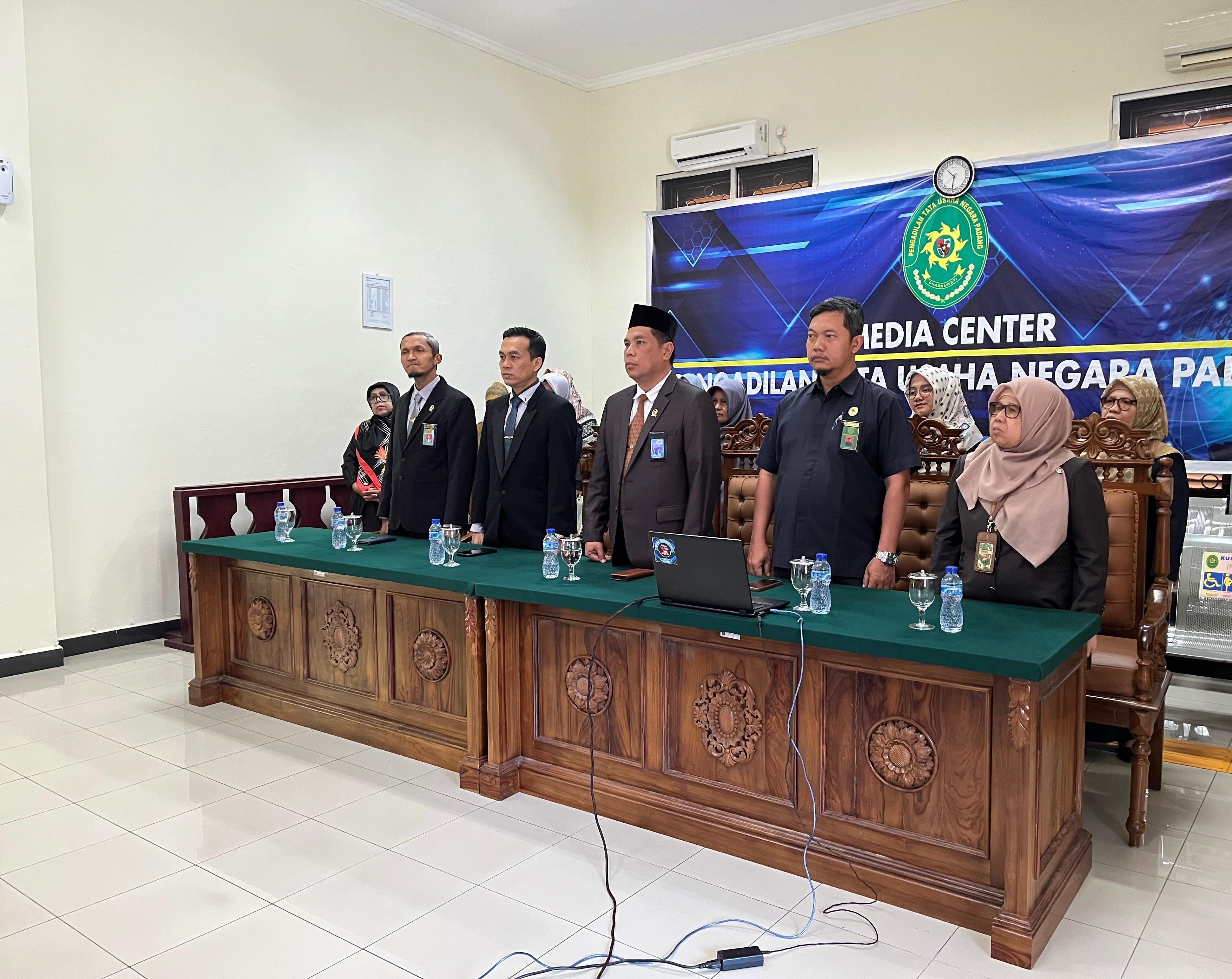Kegiatan acara wisuda purnabakti Ketua PTTUN Mataram dan PTTUN Surabaya