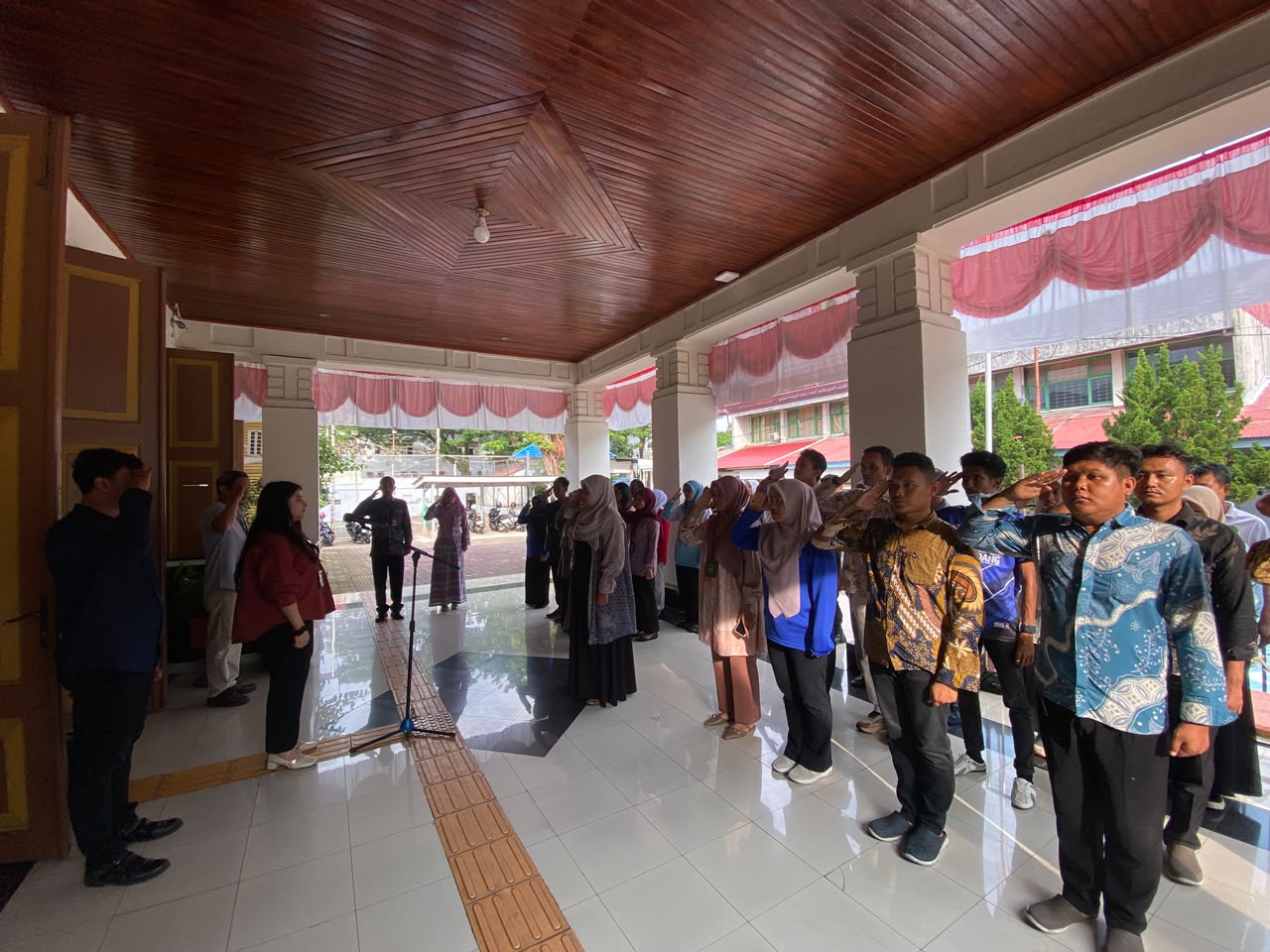 Kegiatan Rutin Apel Sore PTUN Padang