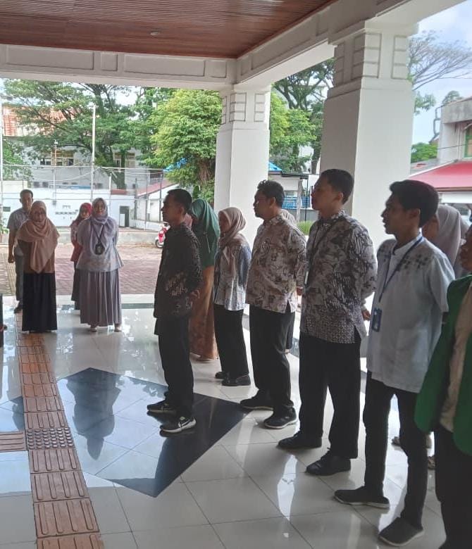 Kegiatan Rutin Apel Sore PTUN Padang