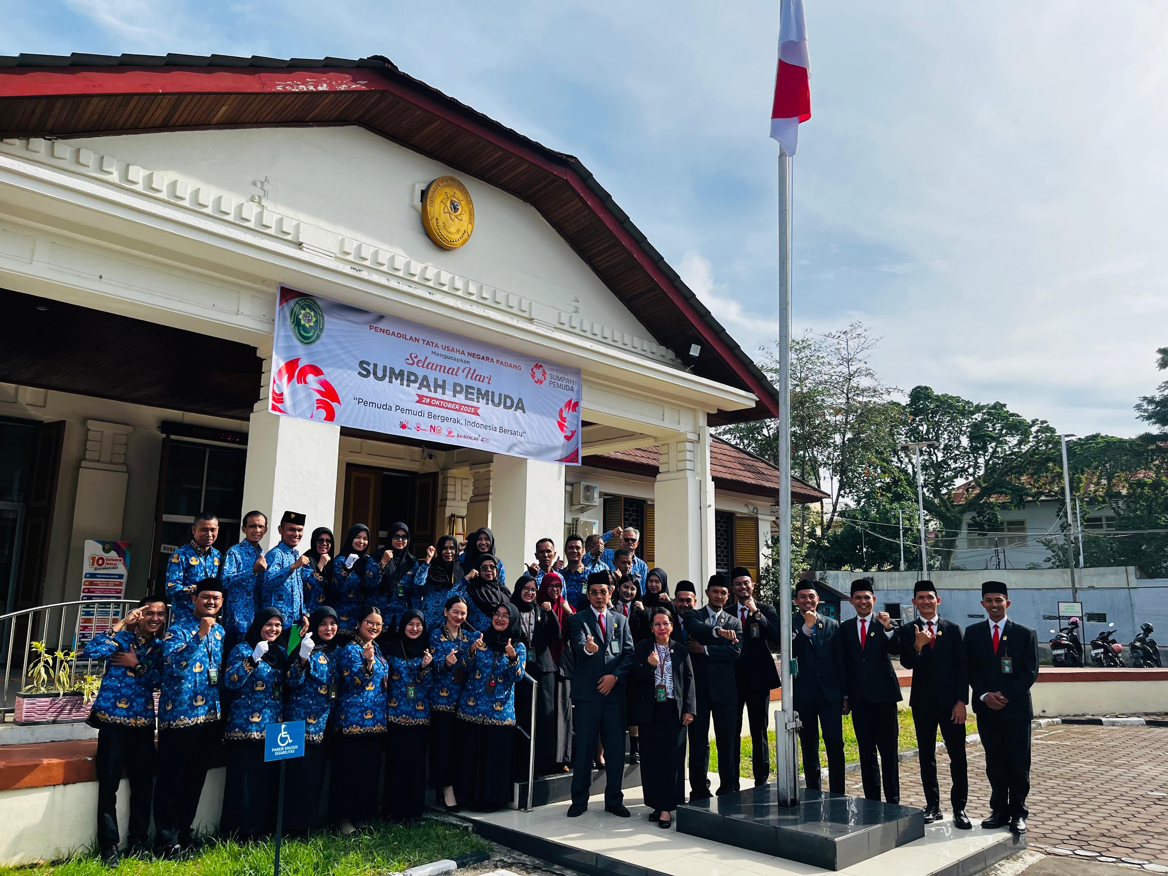 Upacara Peringatan Hari Sumpah Pemuda Ke 97   