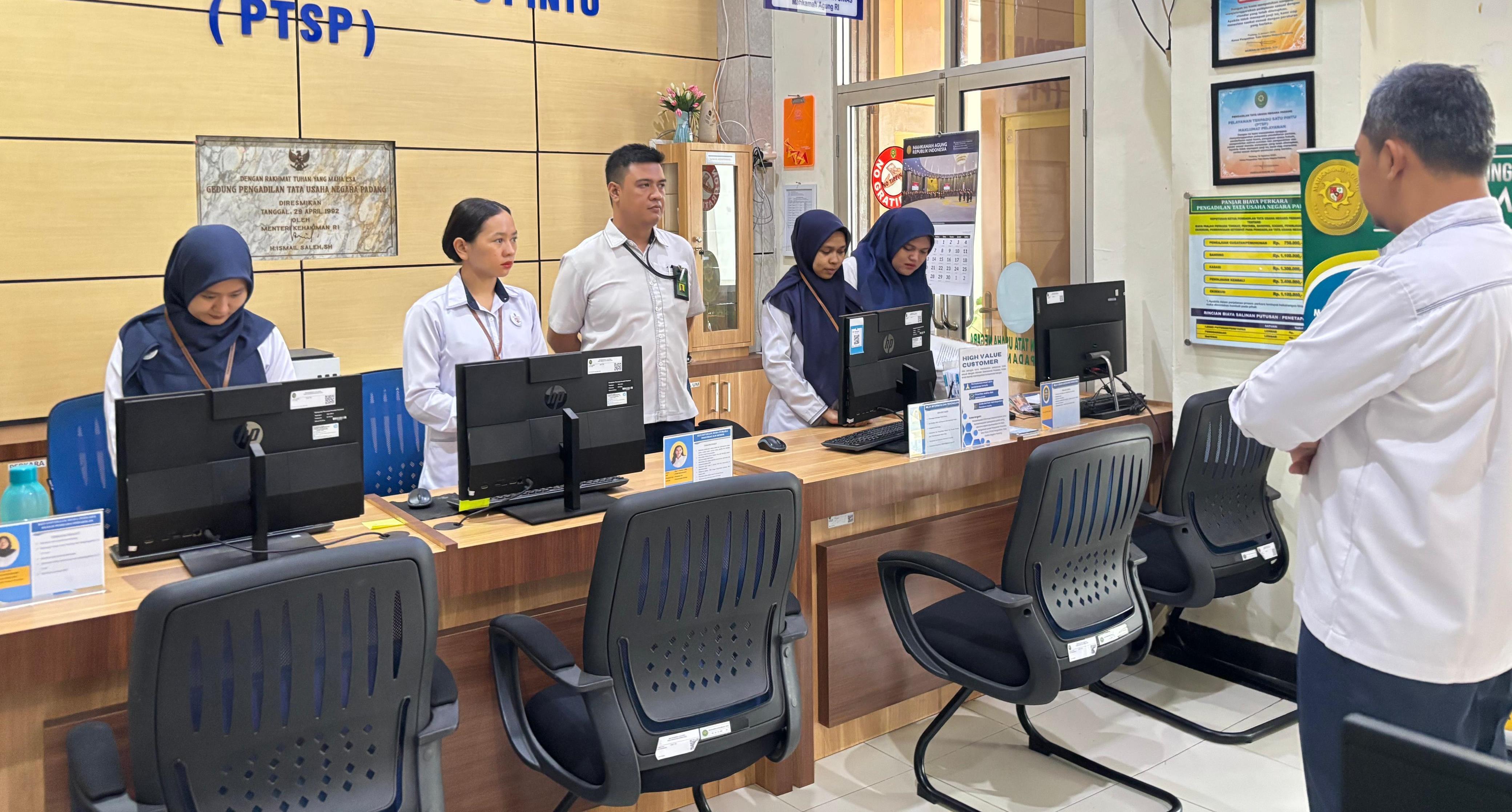 Kegiatan Briefing Peningkatan Pelayanan PTSP