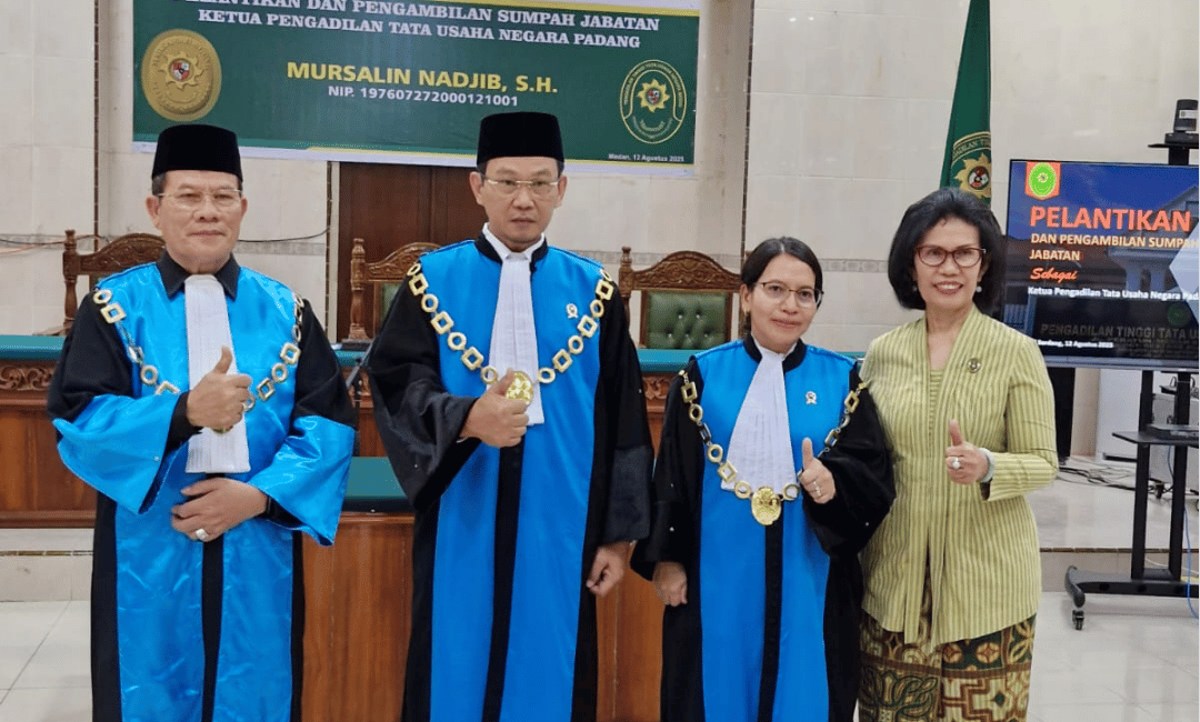 Pengambilan sumpah jabatan Bapak Mursalin Nadjib, S.H. sebagai Ketua PTUN Padang