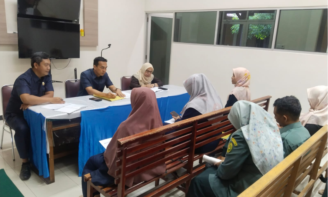 Rapat Monitoring Dan Evaluasi Website Dan Media Sosial