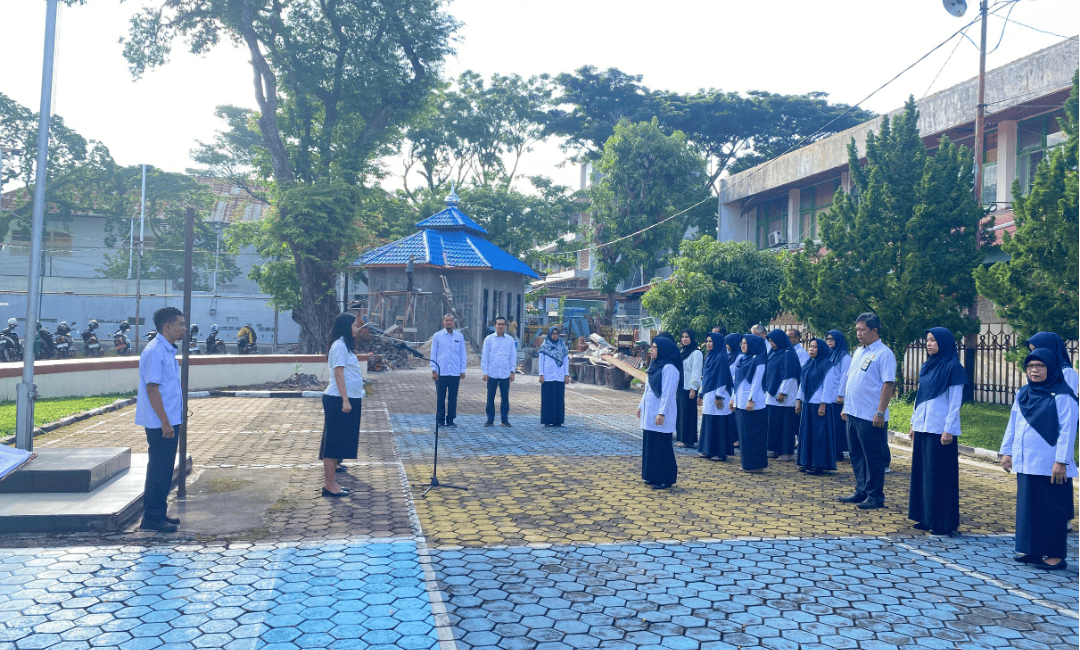 Kegiatan Apel pagi PTUN Padang