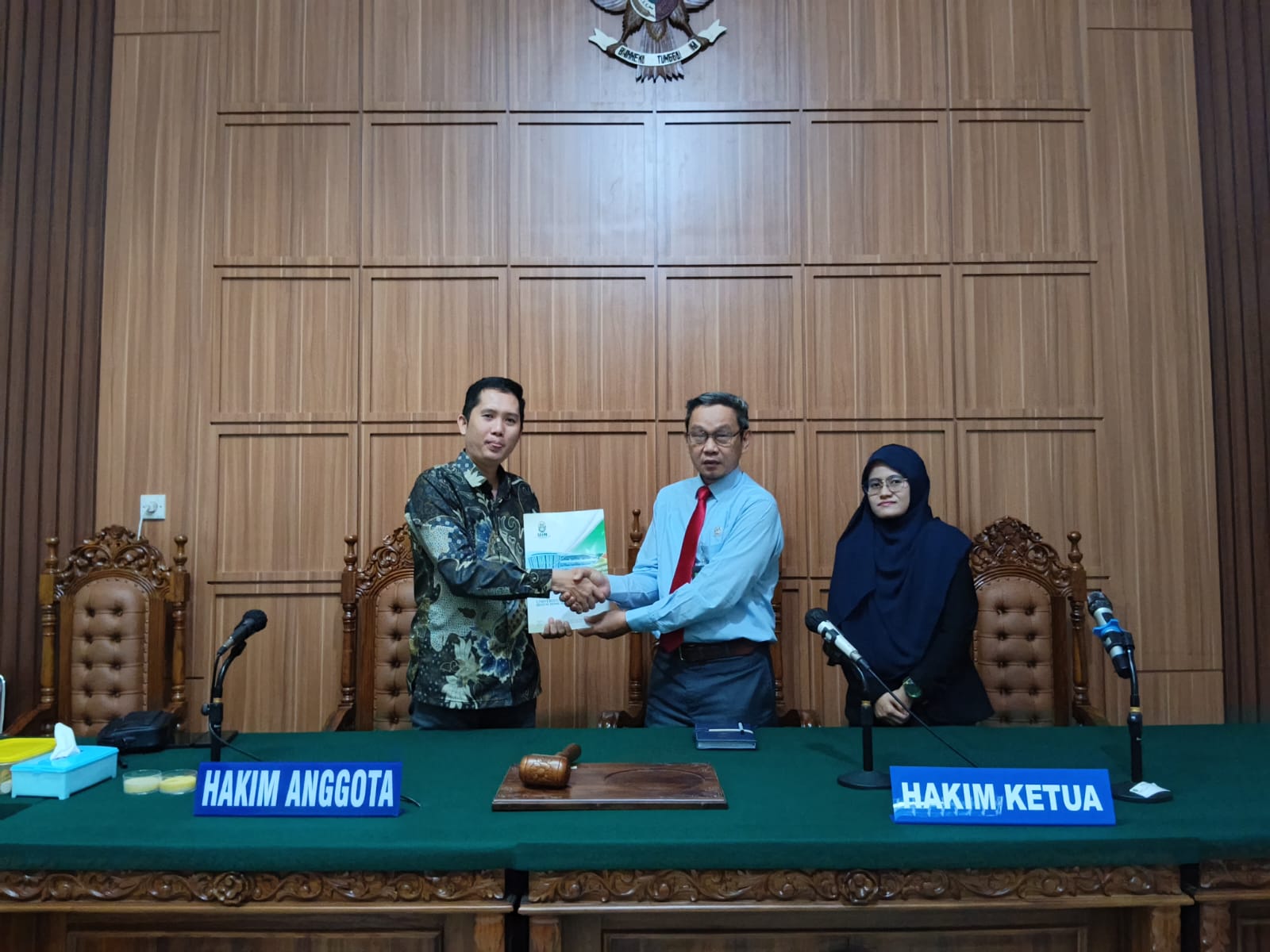 Kegiatan Serah Terima Mahasiswa Magang Program Studi Hukum UIN Sjech Djamil Djambek Bukittinggi