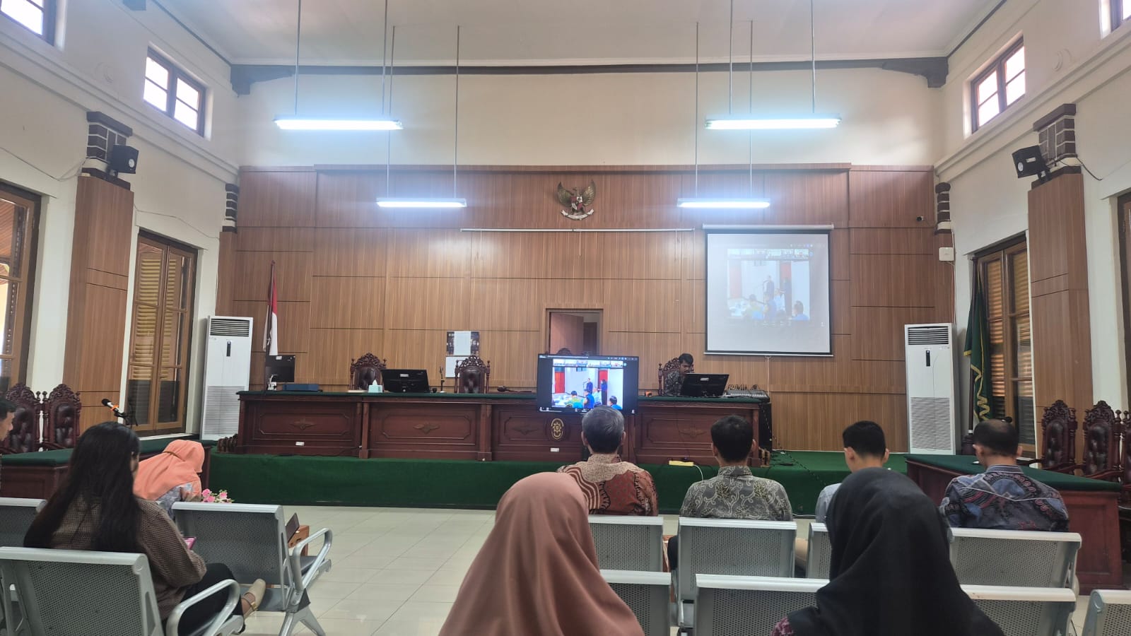 Kegiatan pembinaan yang disampaikan oleh Ketua Muda Tata Usaha Negara Mahkamah Agung Republik Indonesia