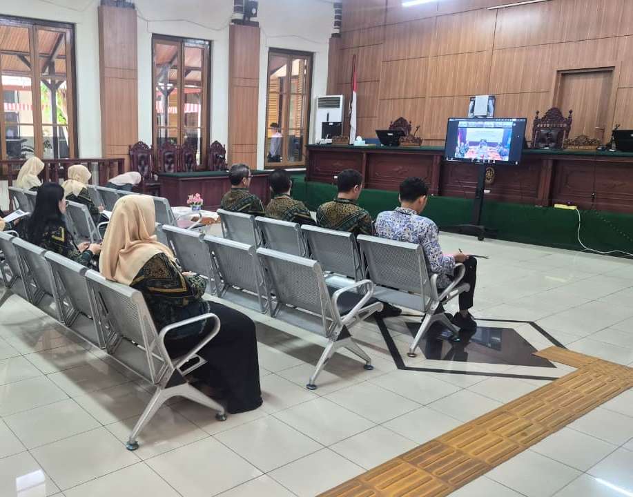 Pembinaan Direktur Jenderal Badan Peradilan Militer dan Tata Usaha Negara (Dirjen Badilmiltun) secara daring