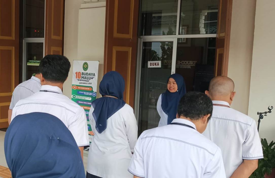 Briefing Peningkatan Pelayanan Peradilan PTUN Padang