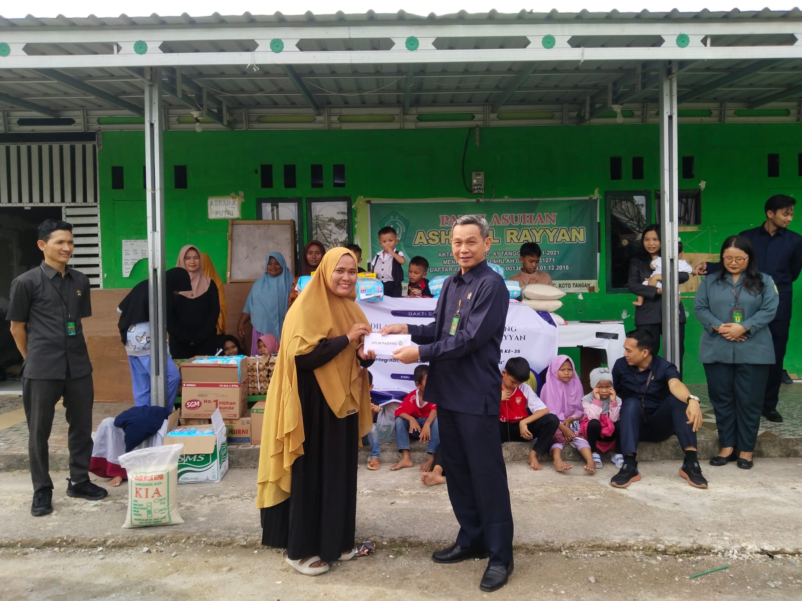 Bakti Sosial ke Panti Asuhan Ashabil Rayyan