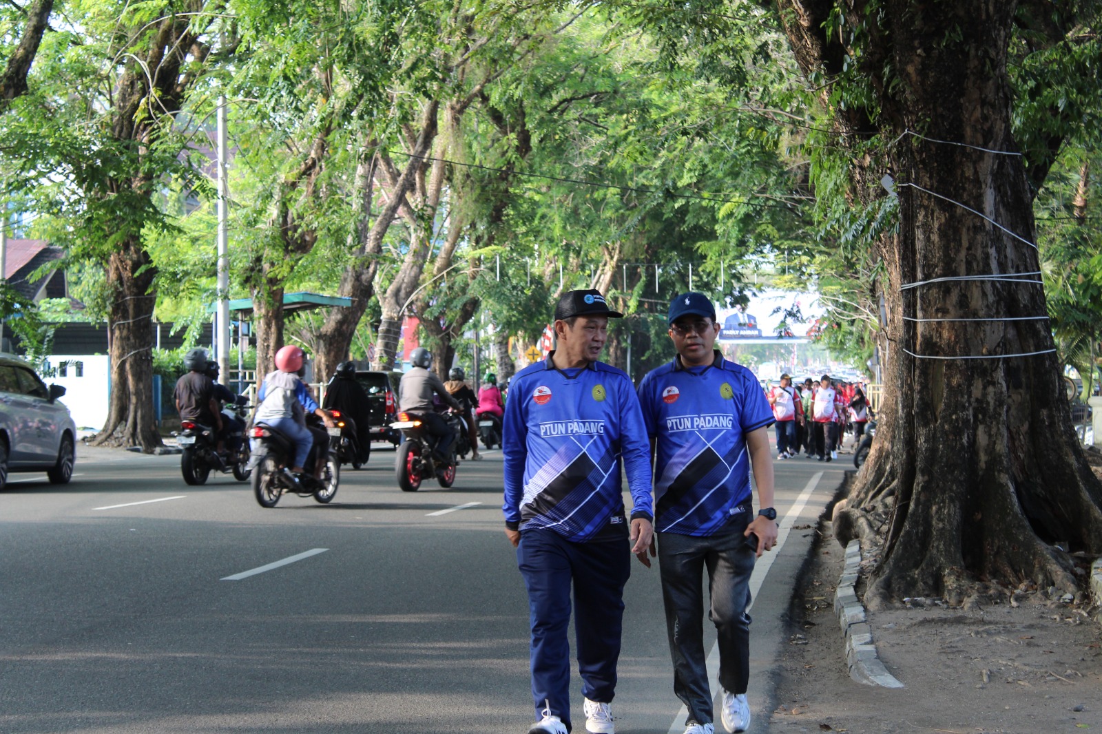 Kegiatan Jalan Santai dalam Rangka Memeriahkan HUT Republik Indonseia dan HUT Mahkamah Agung RI Ke-81