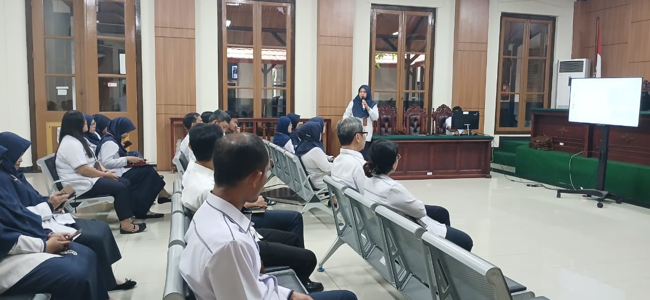 Kegiatan Sosialisasi Penggunaan Aplikasi SIBUYUANG