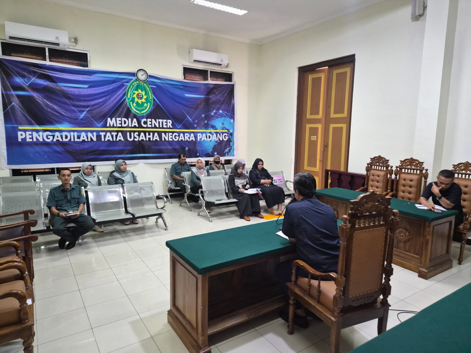 Rapat Bulanan Kesekretariatan Bulan Desember Tahun 2025