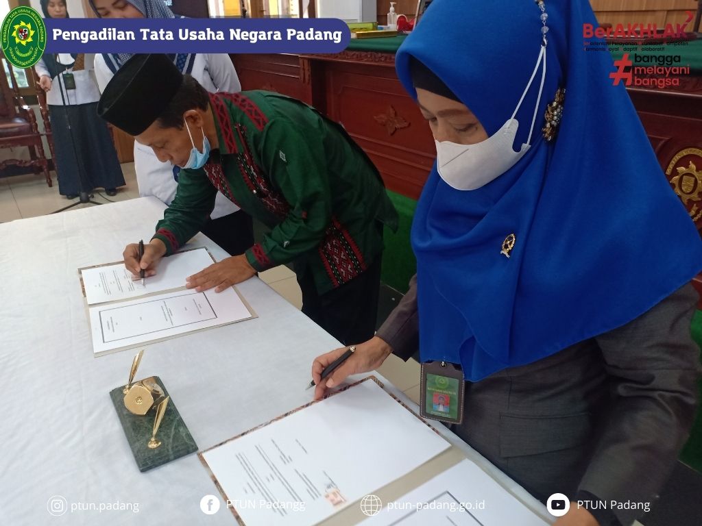 Penandatanganan Memorandum of Understanding (MoU) Pengadilan Tata Usaha Negara Padang dengan Fakultas Syariah dan Ilmu Hukum Institut Agama Islam Negeri Padang Sidempuan